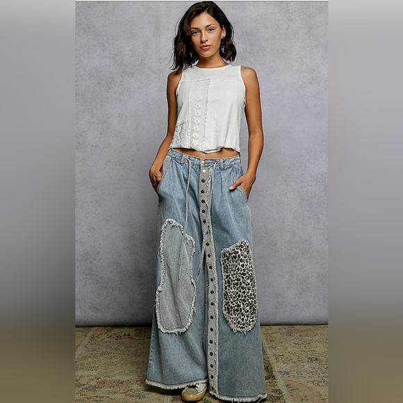 #1132 POL Ghost Flower Patchwork Top - Picture 14 of 14